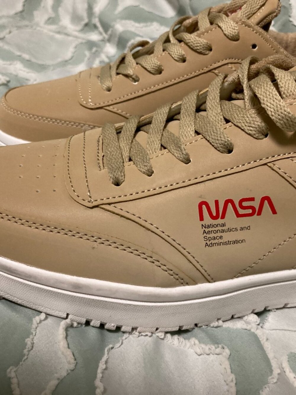 NASA SNEAKER SIZE US 10M